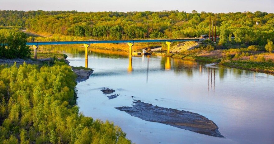 The Des Moines River, which flows through the Iowa countryside and the capitol city, empties into the Mississippi River, often carrying nitrates that exceed federal safety standards, and wind up in the Gulf of Mexico.