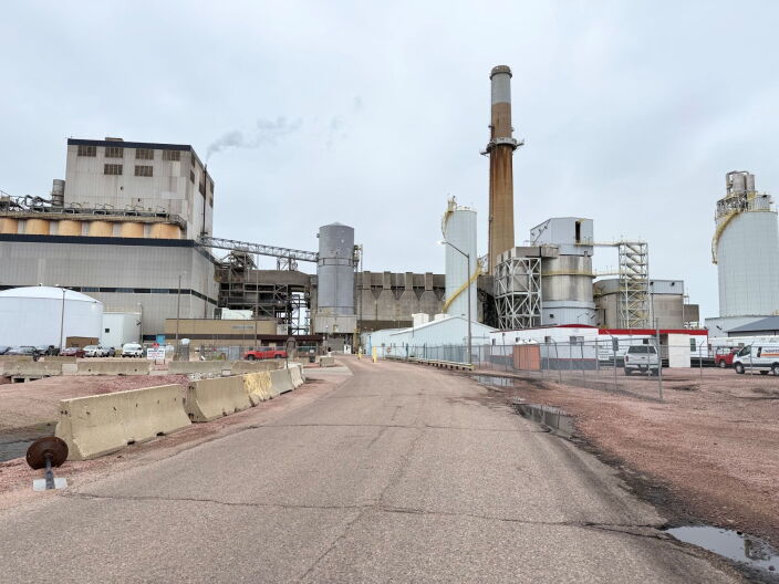 EPA Repeals Power Plant Emission Rules, Drawing Environmental Concern