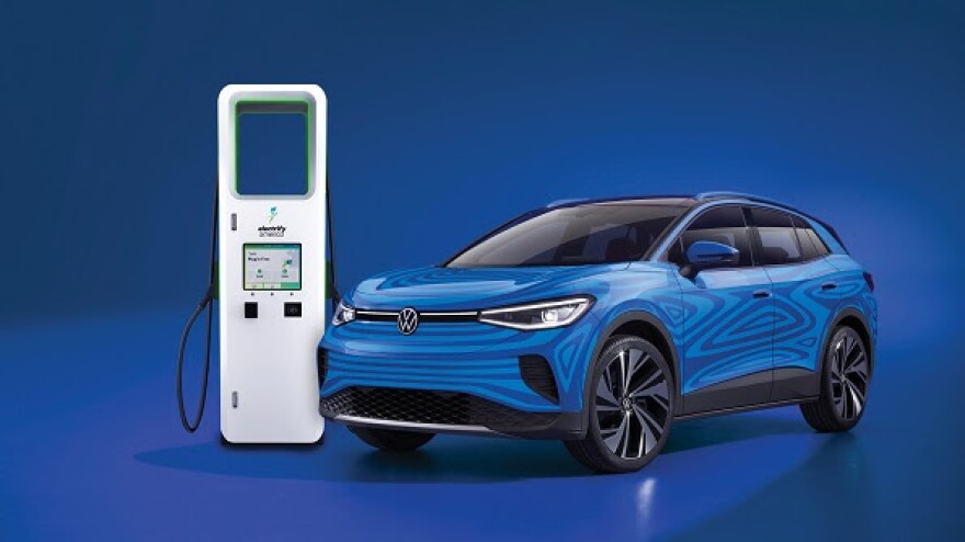 Electrify America fast-charge pump and VW ID.4