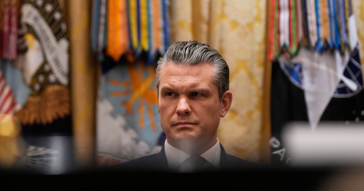 Lawmakers call for transparency on Venezuelan boat strikes