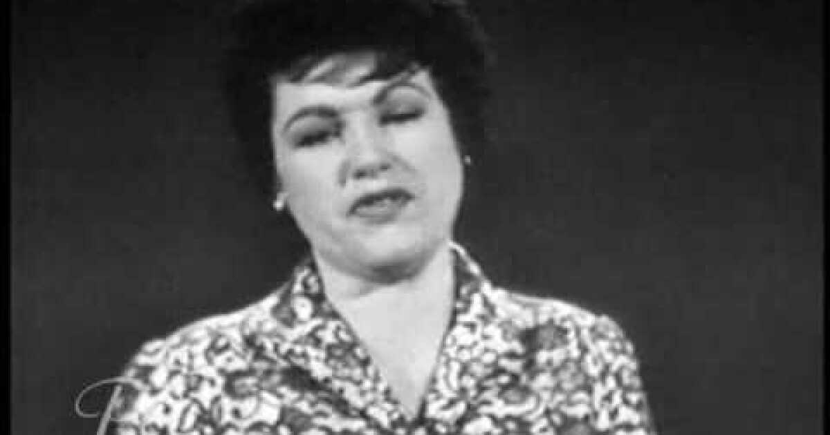 IT'S ALIVE Patsy Cline "I Fall to Pieces" (The Glenn Reeves Show, 1963)