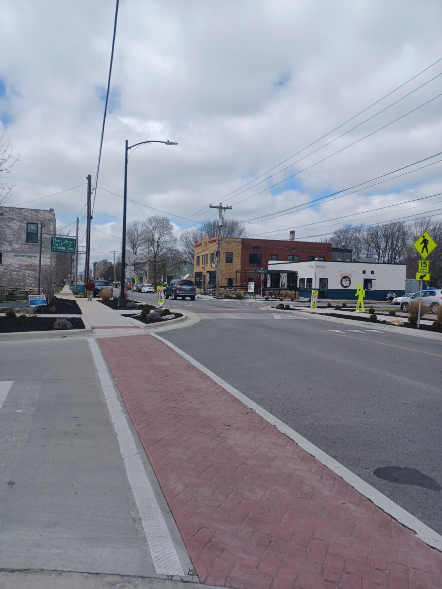 The intersection of Cherry and Pickwick where businesses operate in close proximity to single family and multi-family housing. (Photo taken March 28, 2023)