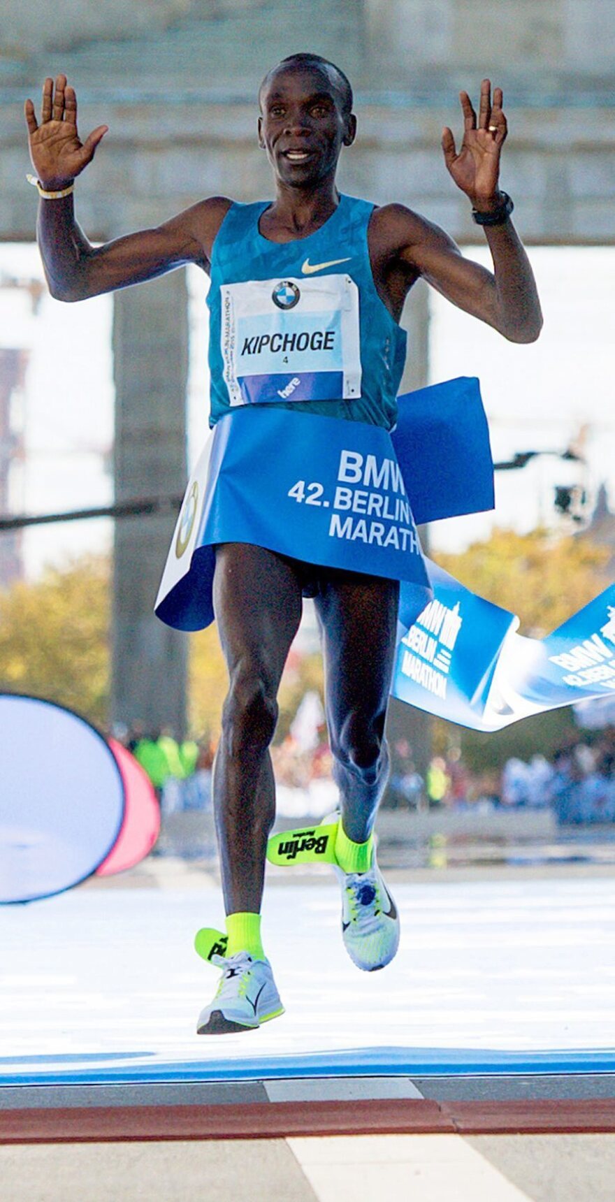 Despite the insoles sliding out of his shoes during the race, Eliud Kipchoge won the Berlin marathon in 2 hours, 4 minutes.