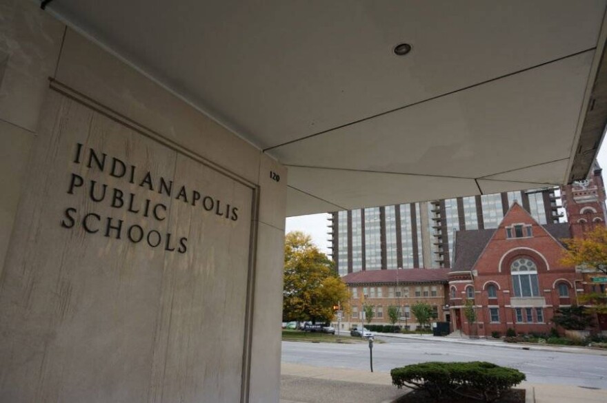 Around 3,200 full-time staff are eligible for the cash bonuses, which are based on attendance. For the remainder of the spring semester, they must miss no more than two days, according to the district.