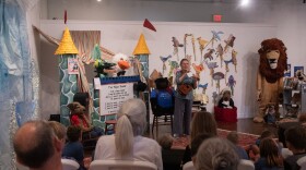 Retta Folsom hosts a puppet show featuring Lady Dragon and Dr. Duck at the Yeiser Art Center in Paducah.