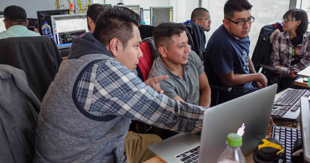 Back in Mexico City, migrants seek a better life through coding | KALW