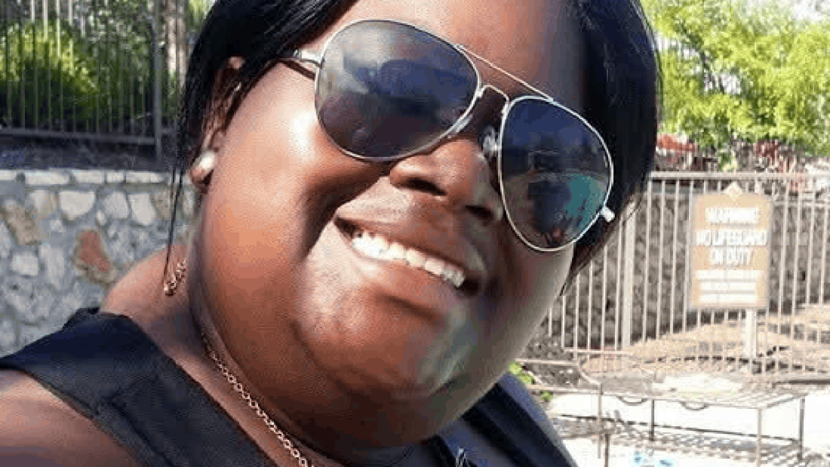 La familia de Tierra Walker demanda a funcionarios y médicos de Texas, señalando que la prohibición del aborto contribuyó a su muerte.