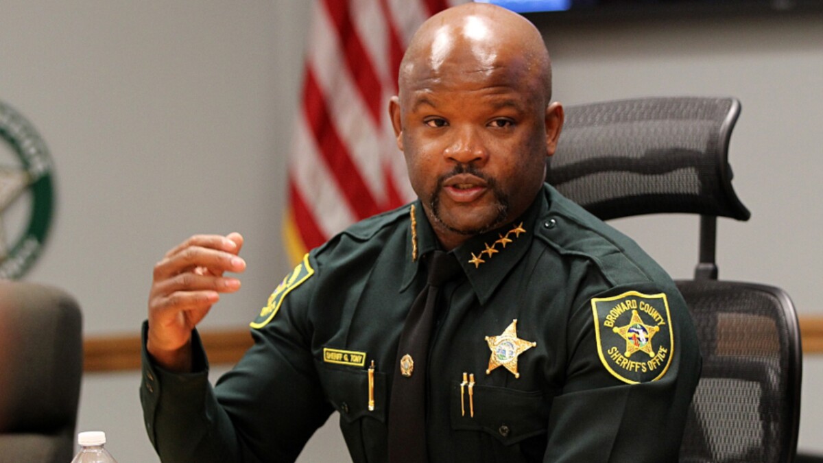 Broward sheriff maybe lied about killing in his teens | WLRN