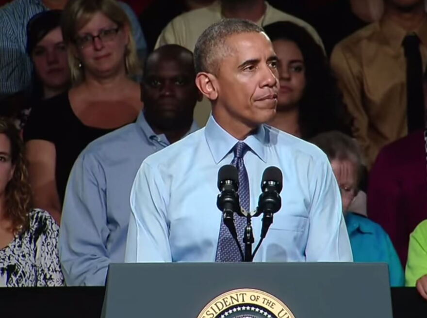 President Obama speaks at Macomb Community College.