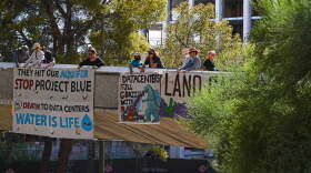 Bridge-protest-PB-9/18