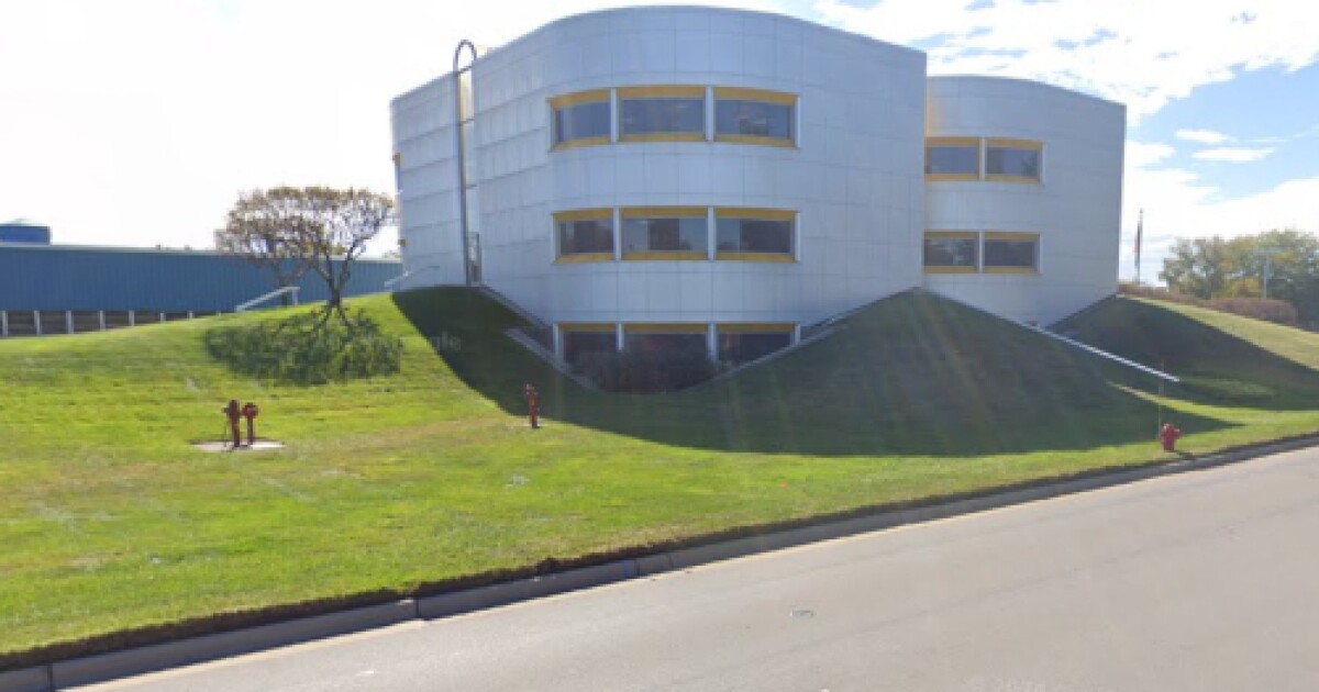 Howard Miller to hold final auction, ending a century of West Michigan manufacturing