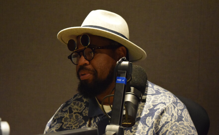 Milwaukee poet and musician Bryon Cherry led the multigenerational poet's roundtable.