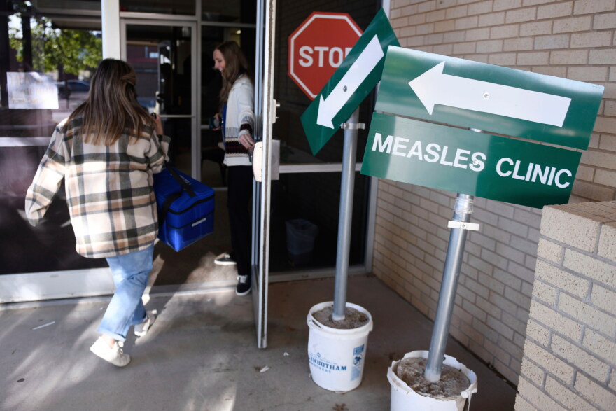 Measles outbreak in New York prompts governor's state of emergency declaration.