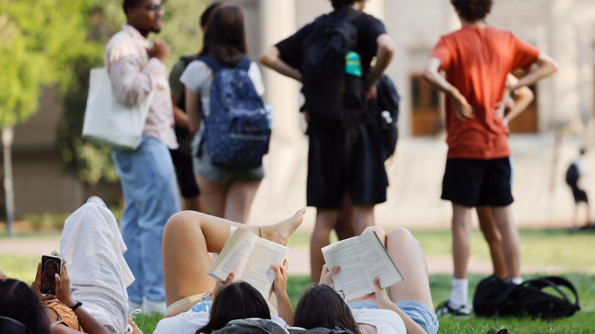 College hopefuls face changing admissions landscape - Vimarsana News