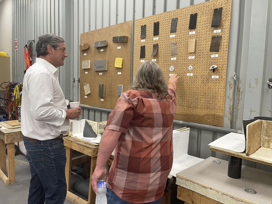 Tim Ryan tours a classroom at the IBEW apprenticeship training facility in Dayton