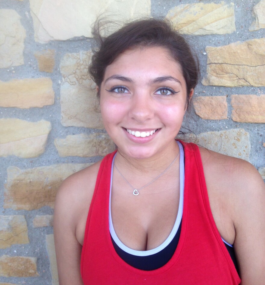 Naya.Jaimes2.jpg