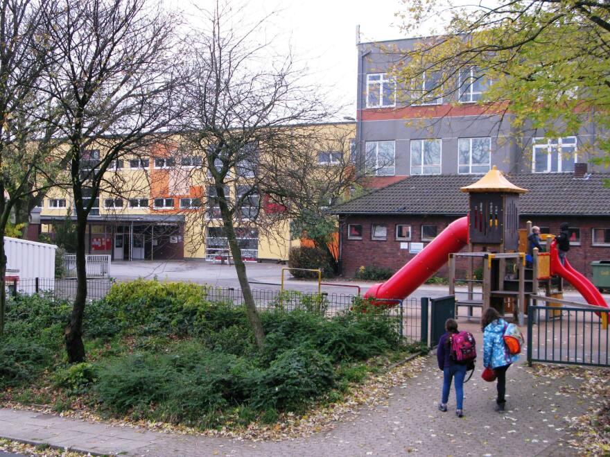 Tackenberg elementary school in Oberhausen, slated to close by mid-2015, is one of the casualties of the city's required austerity measures.