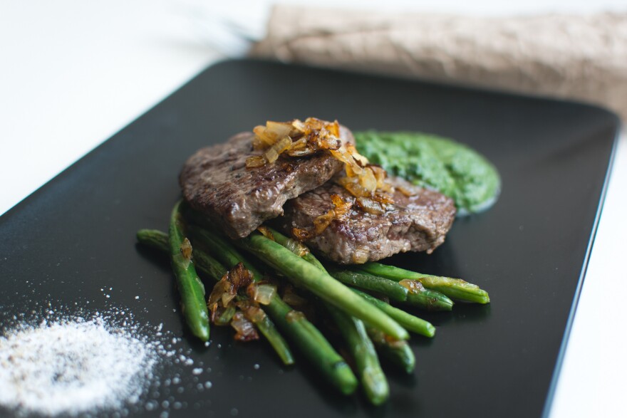 A paleo diet steak