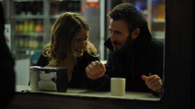 Alice Eve and Chris Evans play two strangers who happen upon each other at Grand Central Station in <em>Before We Go</em>.
