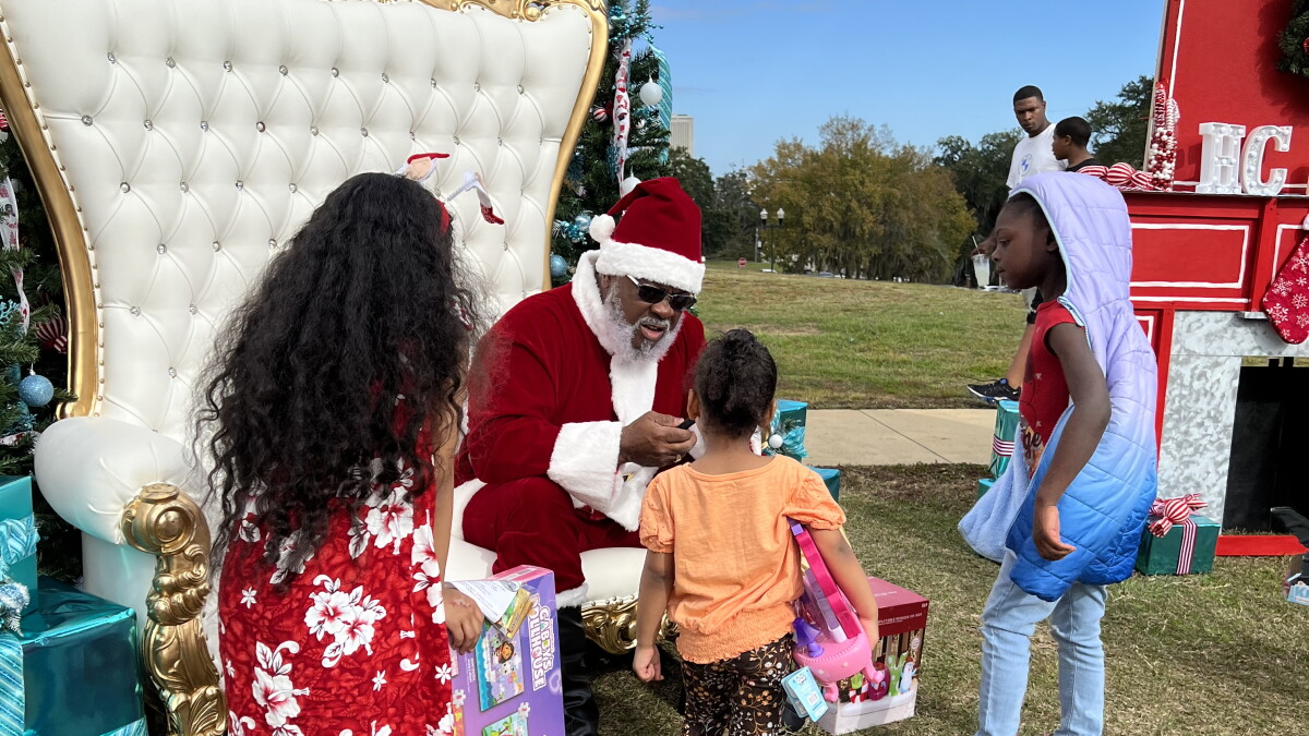 A Tallahassee firm brings a "Holiday on the Hill" to the Florida A&M campus - Vimarsana News