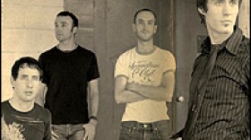 The Texas indie-pop band Dynah prioritizes hooks over experimental innovation.