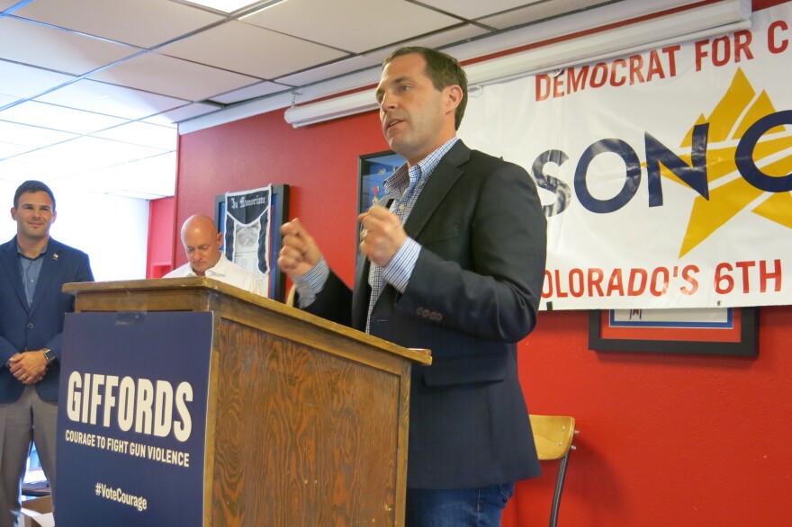 09XX2018-Crow-Campaign-Event-leigh-paternson-KUNC.jpg