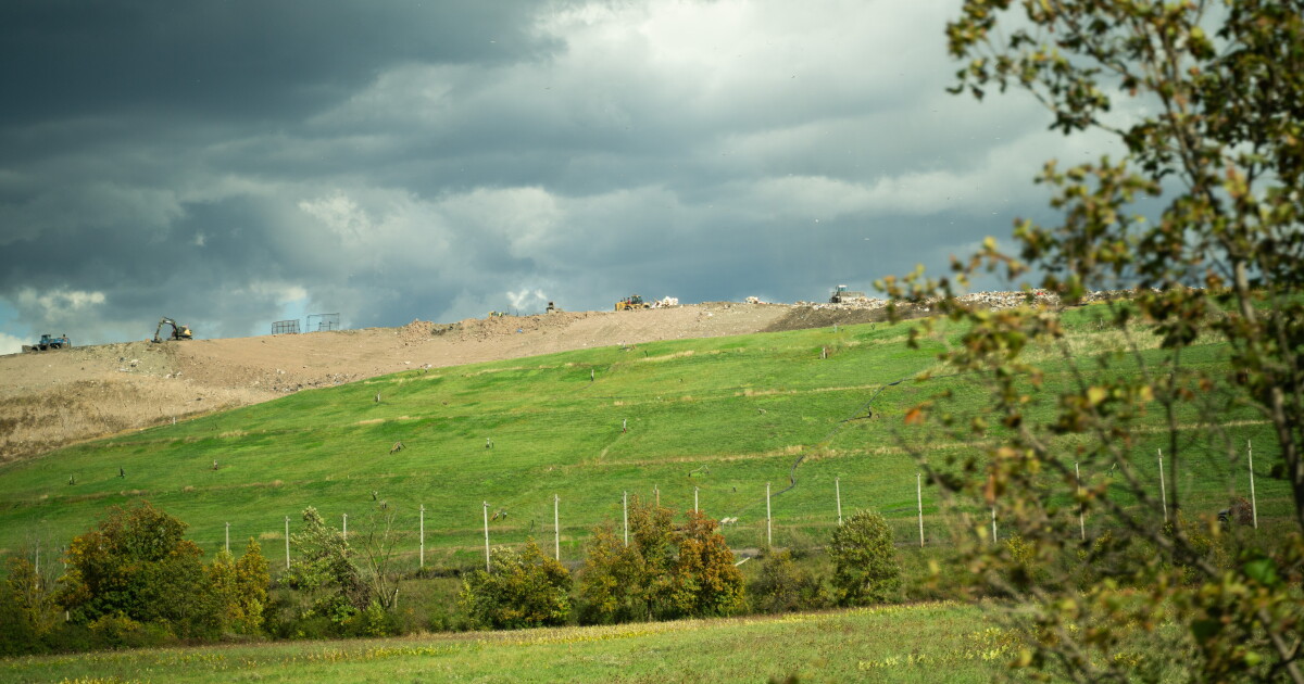 Questions surrounding Seneca Meadows landfill expansion loom large over community