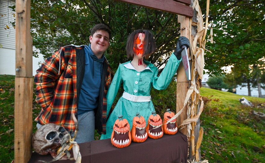 Fifteen-year-old Will Kapmeyer has a passion for Halloween. The Throop teen has been collecting and modifying animatronics for years and now has created a walk-through haunted attraction in his parents yard on Dunmore Street.