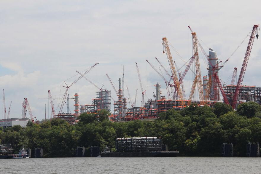 Construction of Shell’s $6 billion ethane cracker along the Ohio River in Beaver County, Pennsylvania, in June 2019.