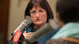 Congresswoman Annie Kuster photo