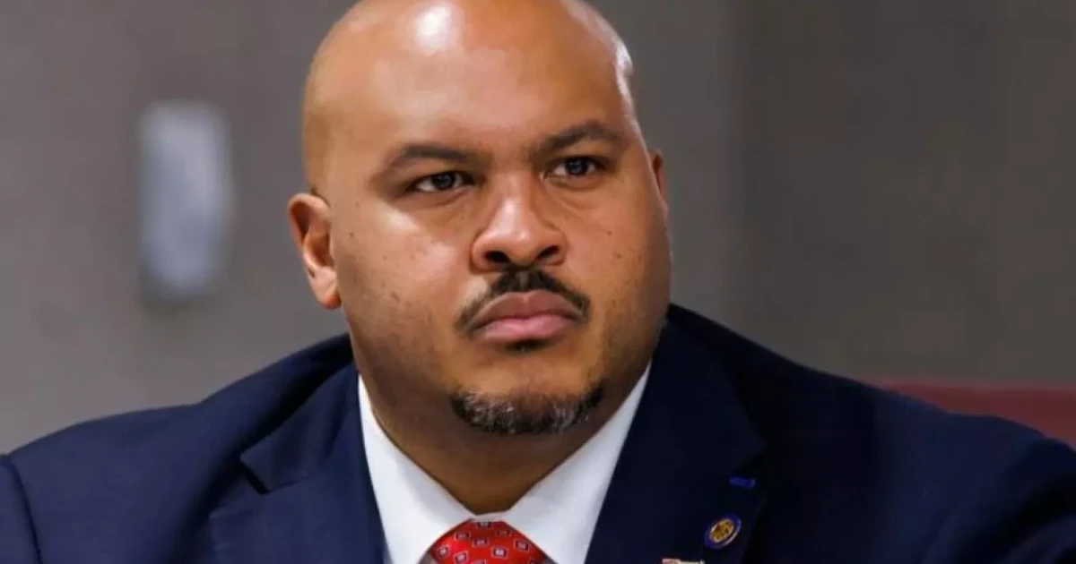 Corey Lamon Sen. Corey Simon says he’s been hearing from foster families who need ...