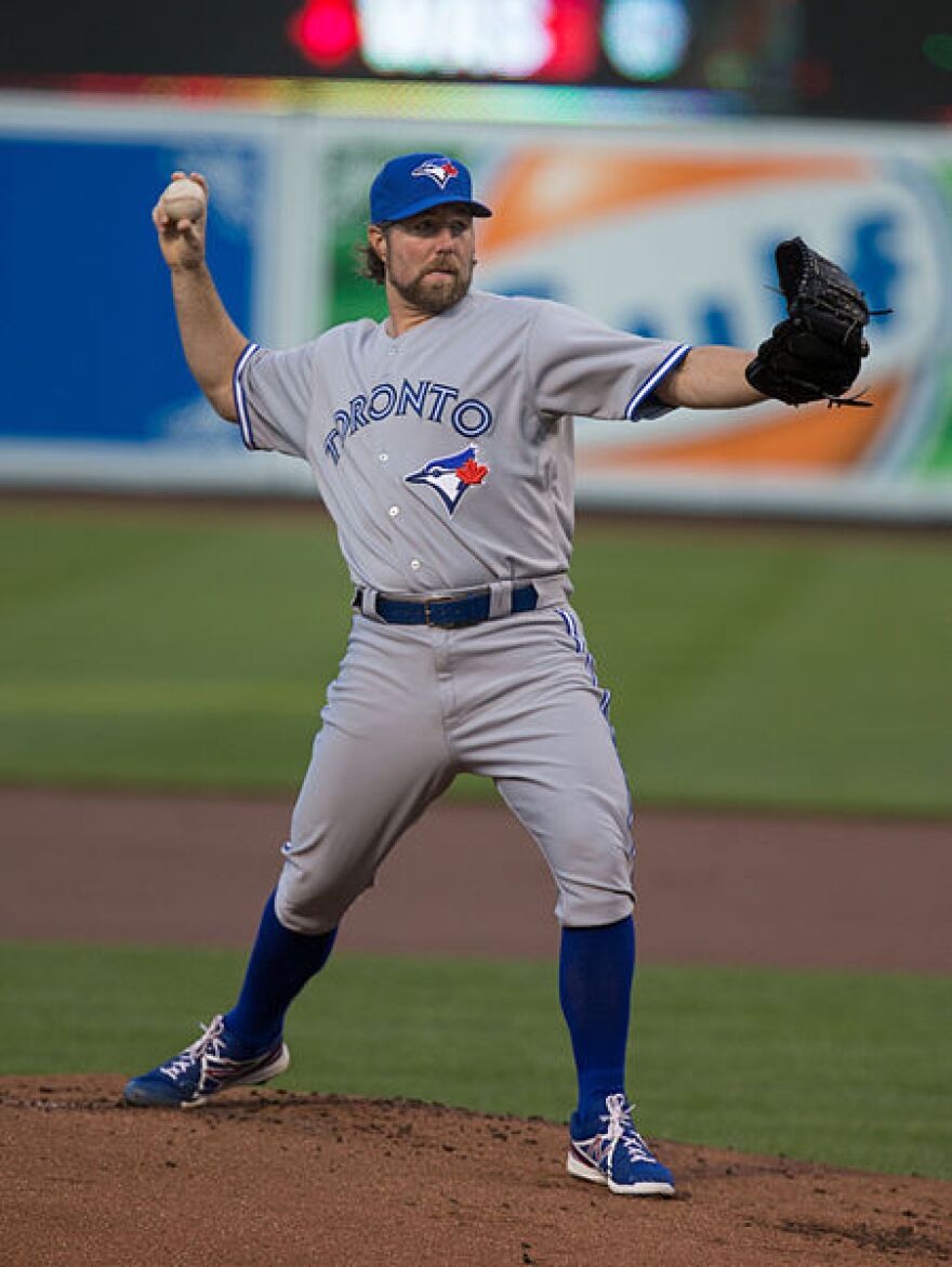 R.A. Dickey Pitches Memoirs and the Knuckleball | 90.5 WESA