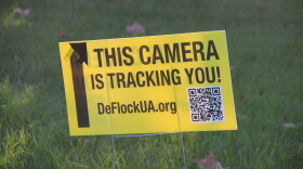 A sign for DeFlock Upper Arlington