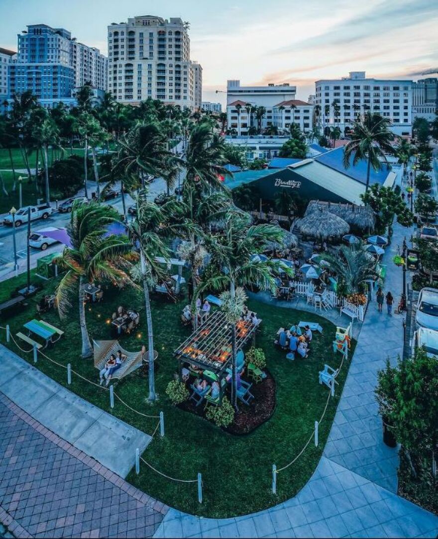 Aerial view of a restaurant 