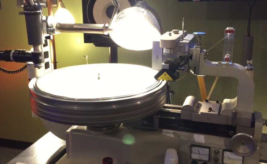 photo og Neumann Lathe