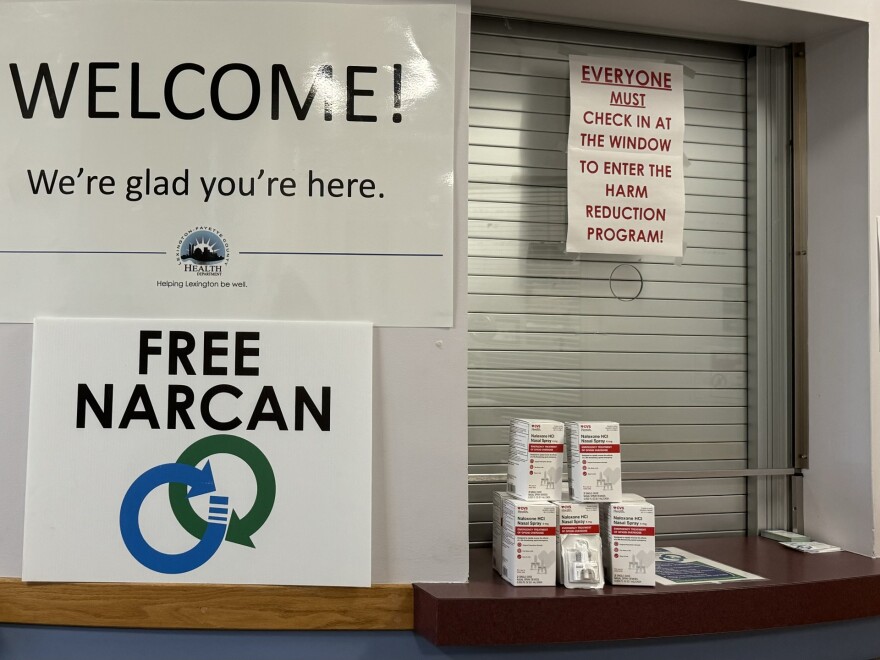 Free Narcan poster for the harm reduction program.
