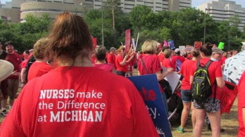 Michigan Medicine nurses rally in 2018 over contract impasse