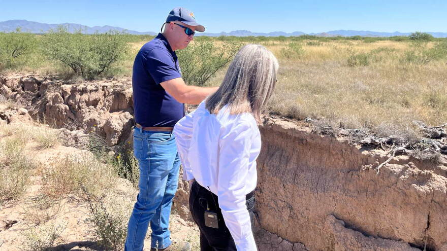 Hobbs at fissure in Willcox