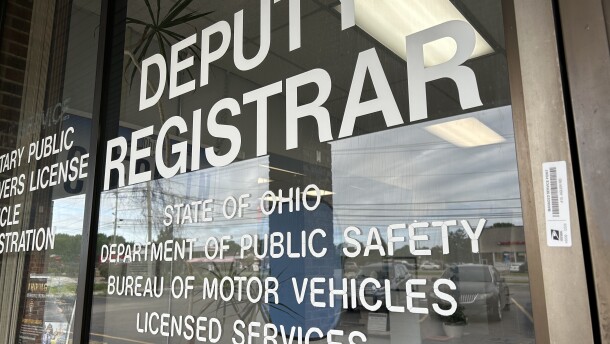An office of the Ohio BMV awaits customers.