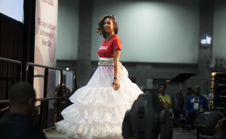 condom dresses fashion show This is bad and not for the reasons that you think , #stupidrichpeoplefashion #aislop #badai #fightai