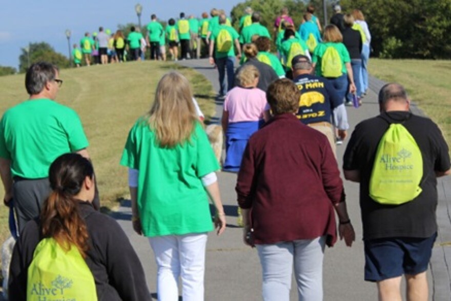 161004_alive_hospice_walk_sloan.jpg
