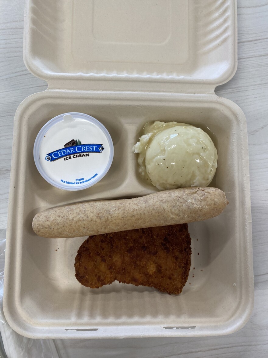 Hot Lunch at Milwaukee School of Languages