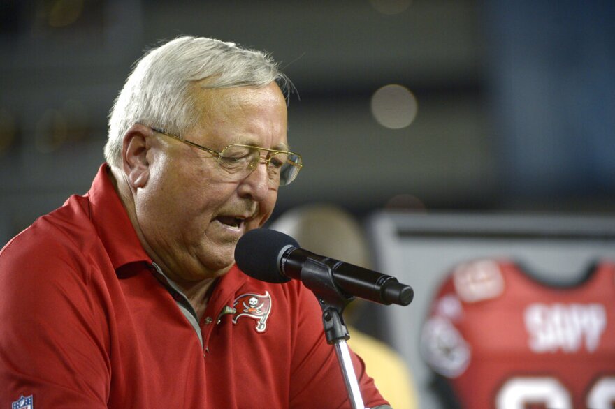  Buccaneers radio broadcaster Gene Deckerhoff will call his last game this season. 