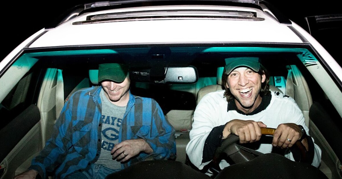 Hovvdy book a November tour stop at the Vivarium