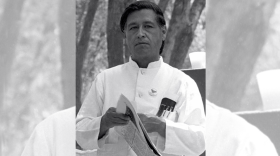 César Chávez — speaking at the Delano UFW−United Farm Workers rally in Delano, California, June 1972.
