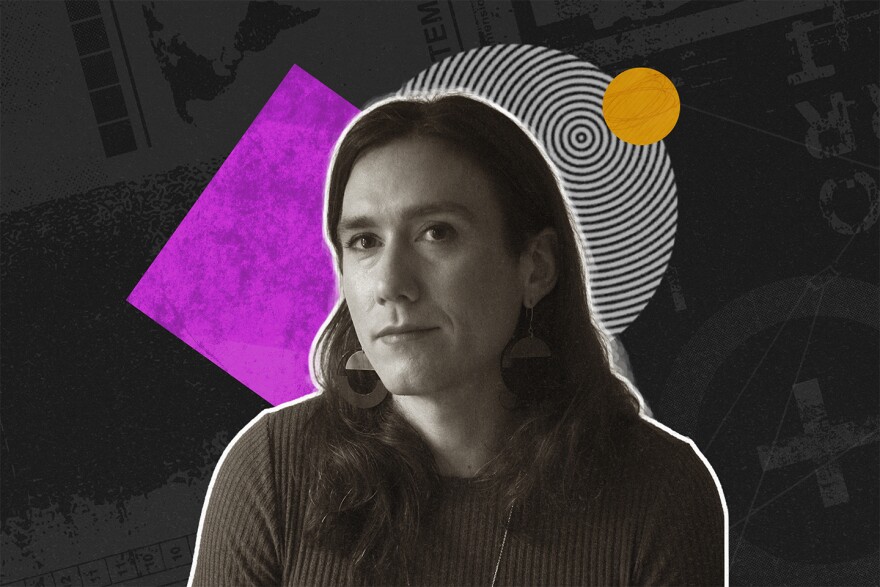 Isle McElroy with a purple square and circles around them.