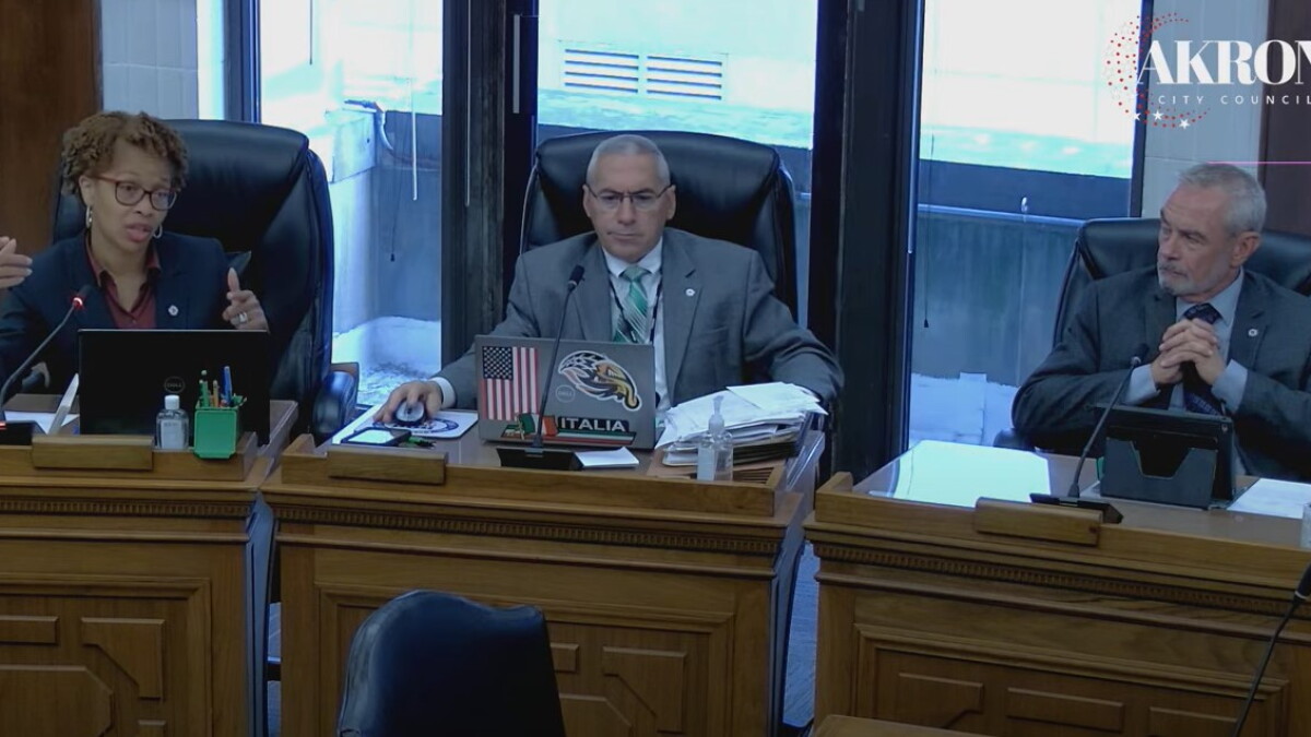 Akron officials to address safety concerns at city parks - Vimarsana News