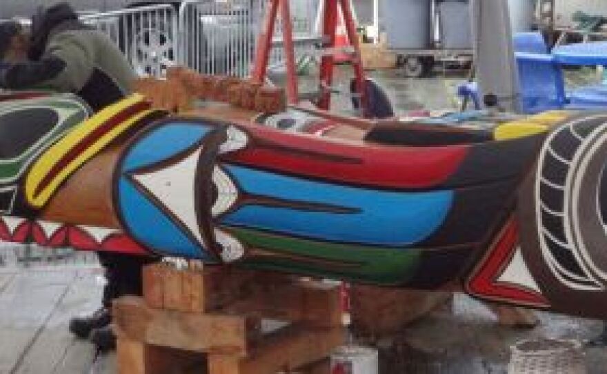 The John T. Williams Memorial totem pole will be the first totem pole to be raised in Seattle in nearly 100 years. 1000 people are expected to carry it in a procession on Sunday.