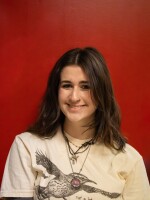 Headshot of Collette Schnoor.