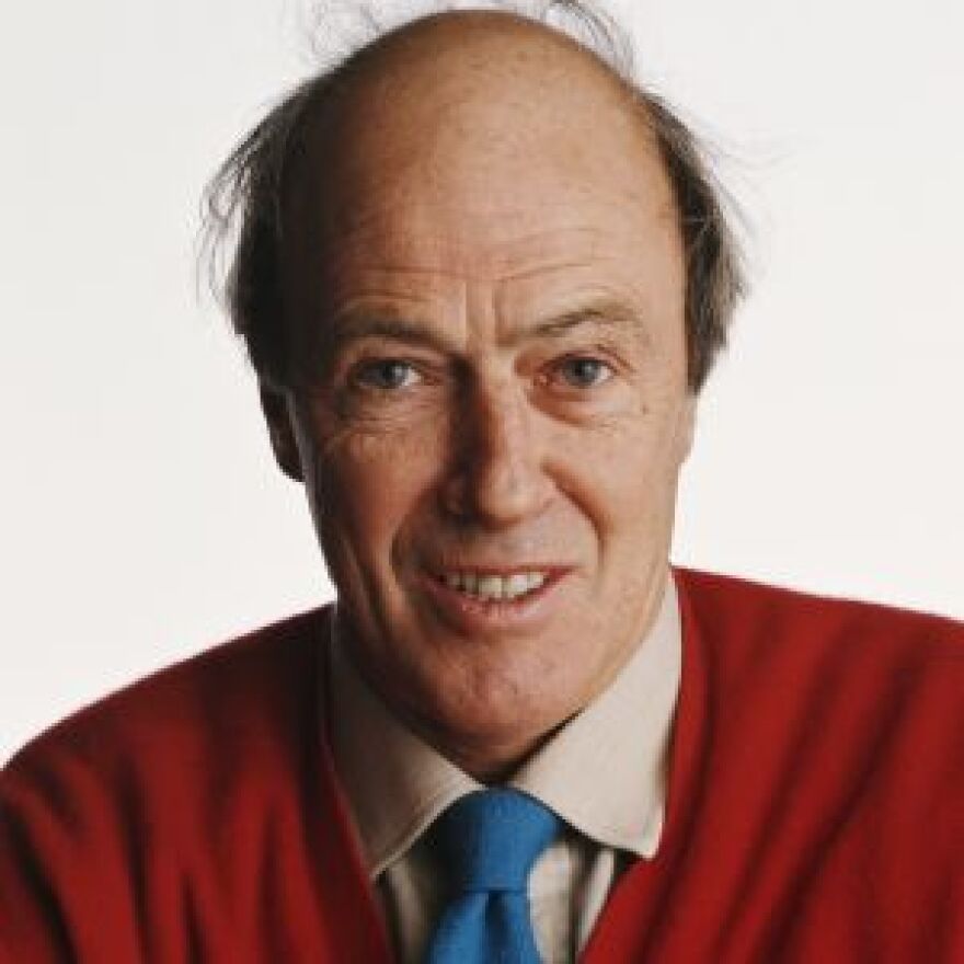 roald_dahl_getty_images_tony_evansgetty_images_108874289_croppedjpg.jpg